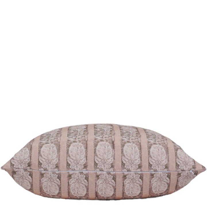 COUSSIN NINA (22X22)