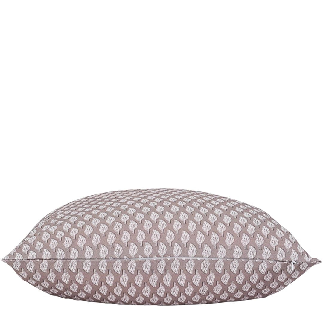 PETIT OREILLER EN FEUILLE (20X20)