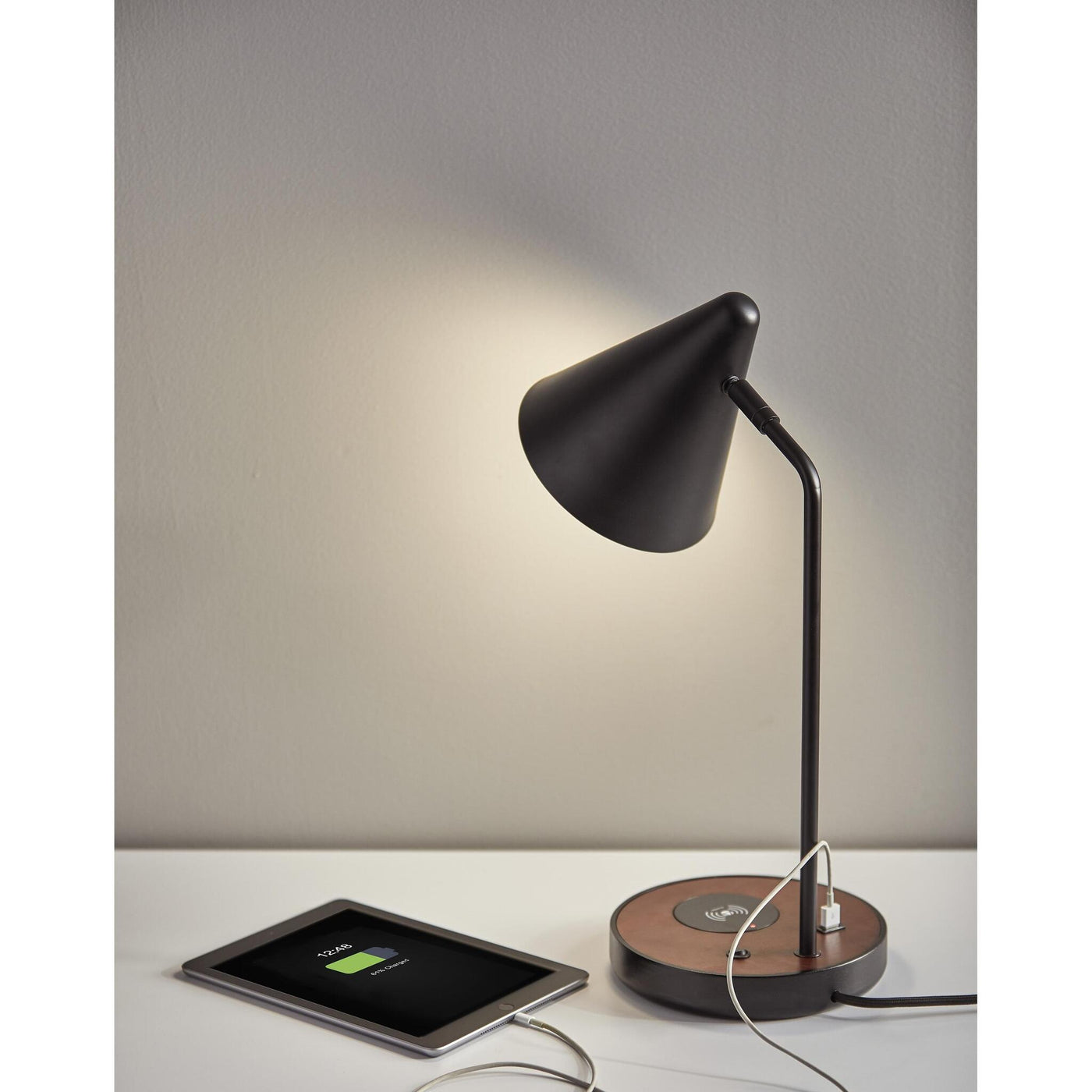 Oliver Charge Desk Lamp